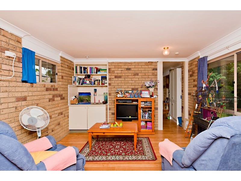 18 Saraband Drive, Eatons Hill QLD 4037