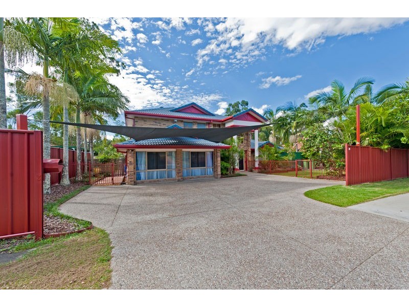 18 Saraband Drive, Eatons Hill QLD 4037