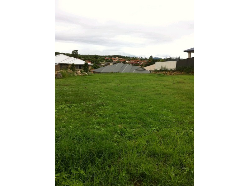 4 Buttonwood Close, Albany Creek QLD 4035