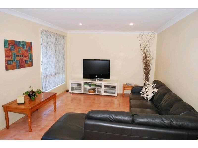 34 Boondooma Circuit, Albany Creek QLD 4035