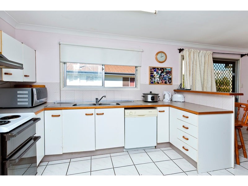 52 Pleasant Drive, Albany Creek QLD 4035