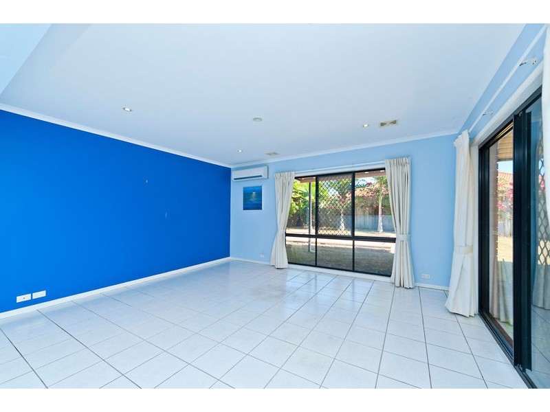 5 Applegum Court, Warner QLD 4500