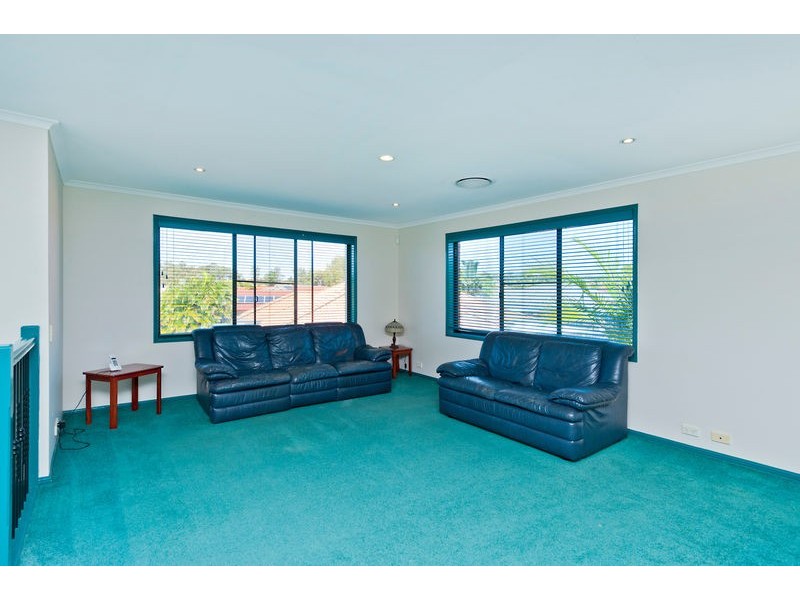 5 Applegum Court, Warner QLD 4500