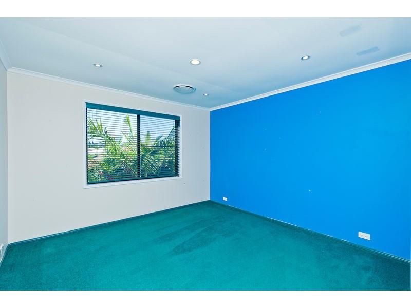 5 Applegum Court, Warner QLD 4500