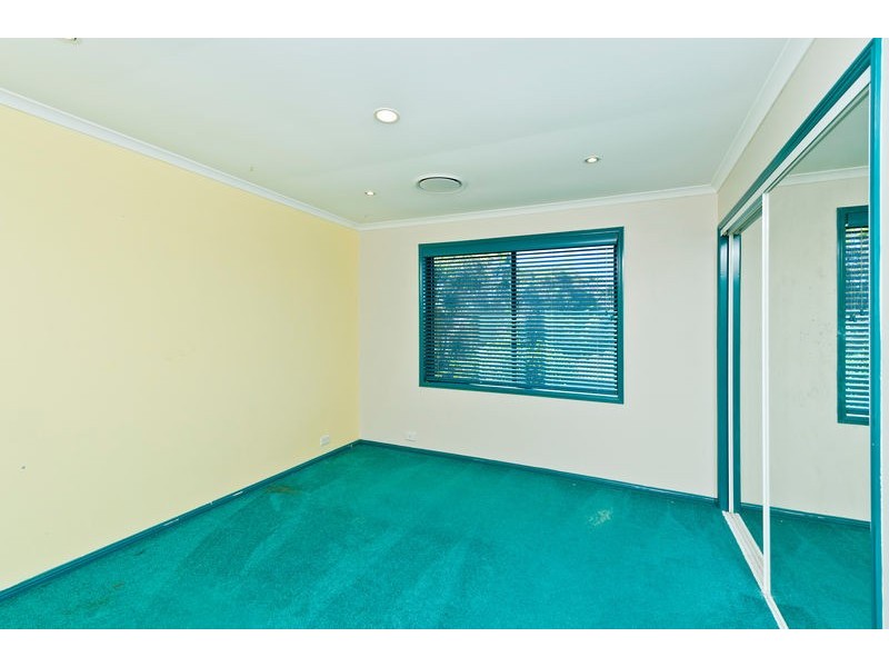 5 Applegum Court, Warner QLD 4500