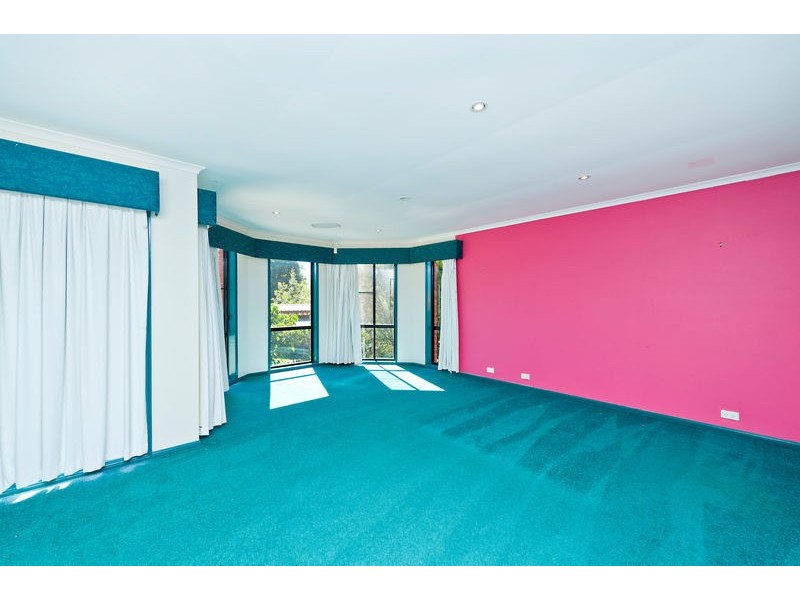 5 Applegum Court, Warner QLD 4500