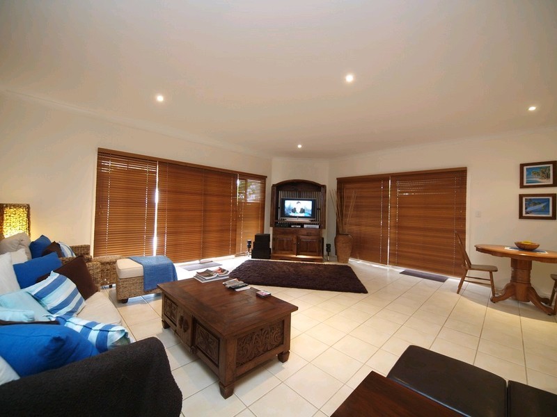 6 Laceflower Crescent, Eatons Hill QLD 4037