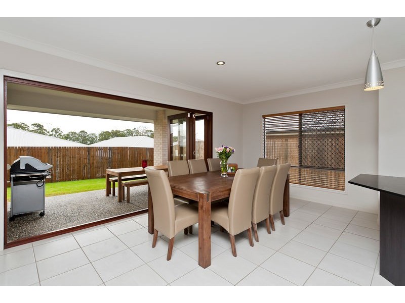 26 Ballyalla Crescent, Warner QLD 4500