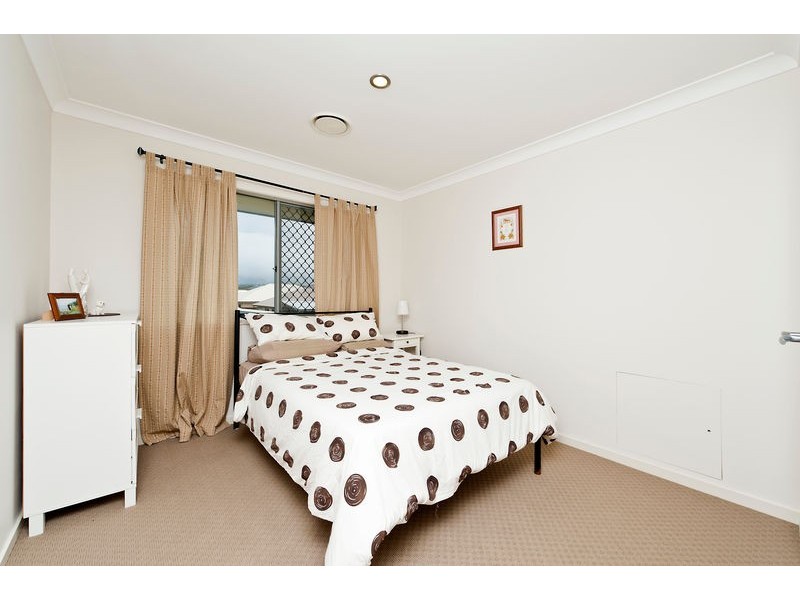 26 Ballyalla Crescent, Warner QLD 4500