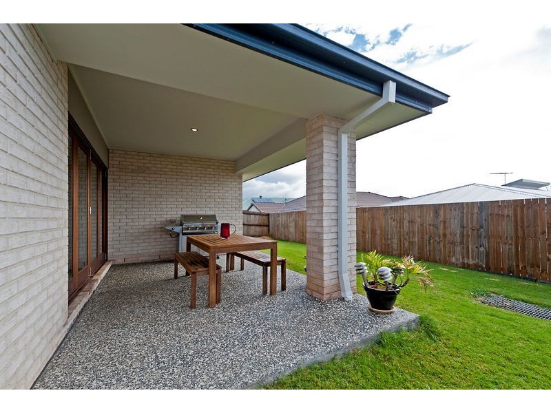 26 Ballyalla Crescent, Warner QLD 4500