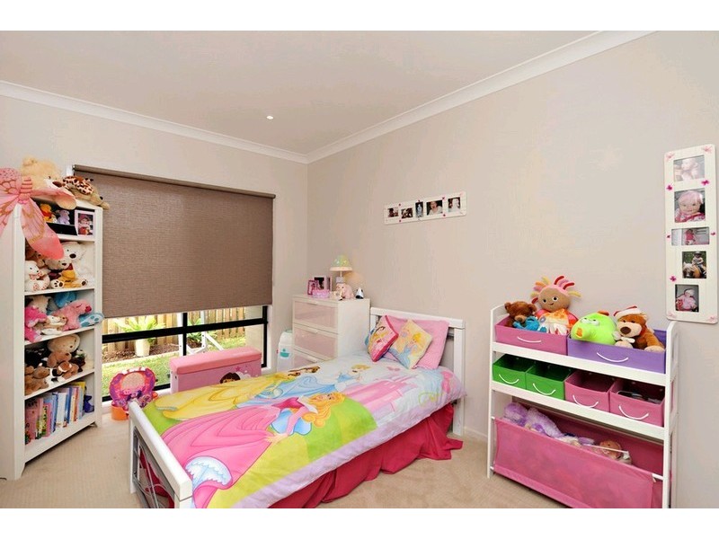 43 Bunya Crossing Road, Eatons Hill QLD 4037