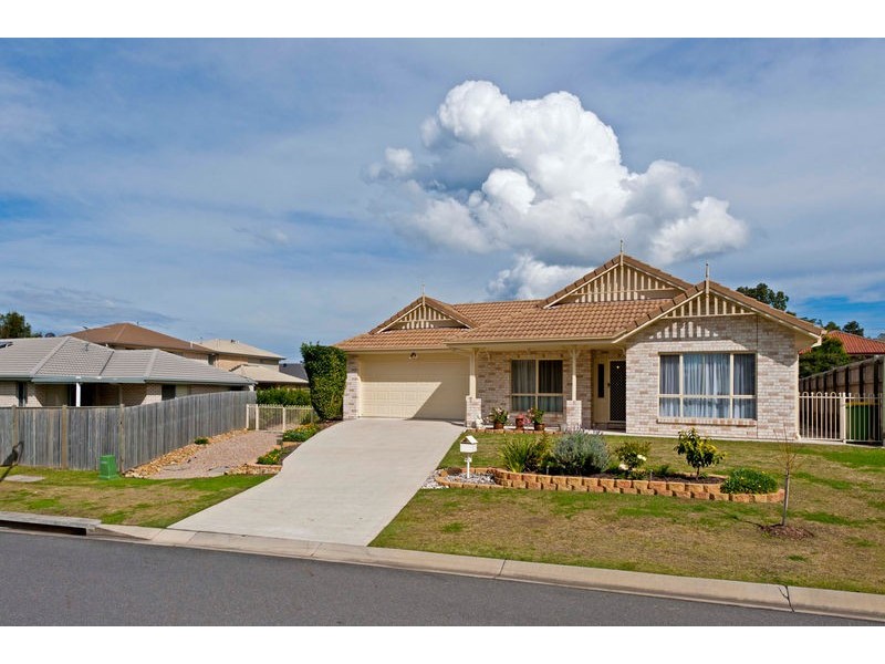 90 Gum Street, Warner QLD 4500