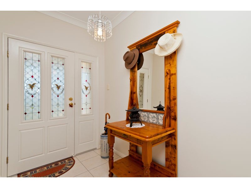 90 Gum Street, Warner QLD 4500