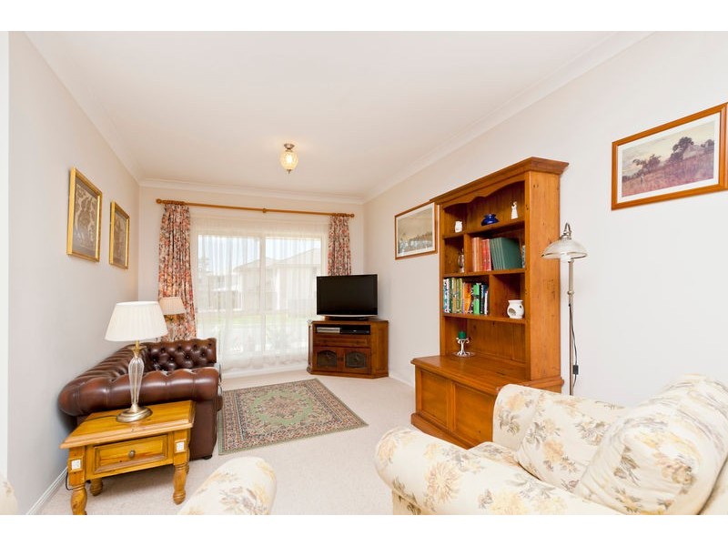 90 Gum Street, Warner QLD 4500