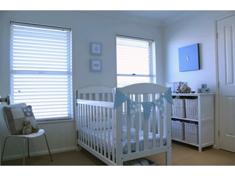 15 Windrush Close, Eatons Hill QLD 4037