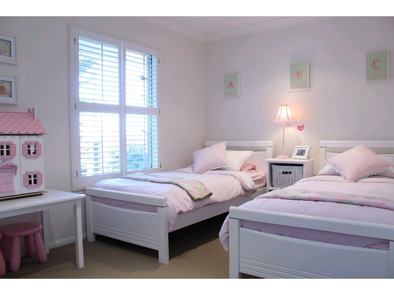 15 Windrush Close, Eatons Hill QLD 4037