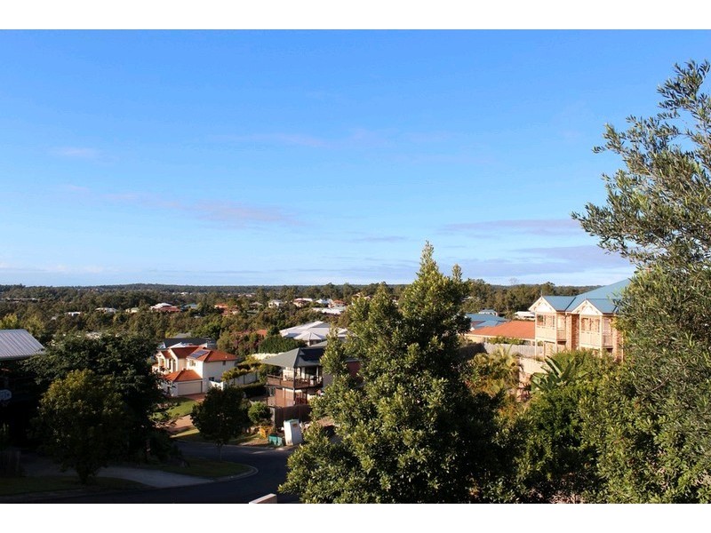 15 Windrush Close, Eatons Hill QLD 4037