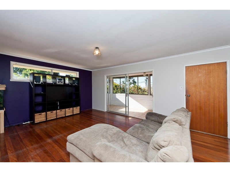 661 South Pine Road, Eatons Hill QLD 4037