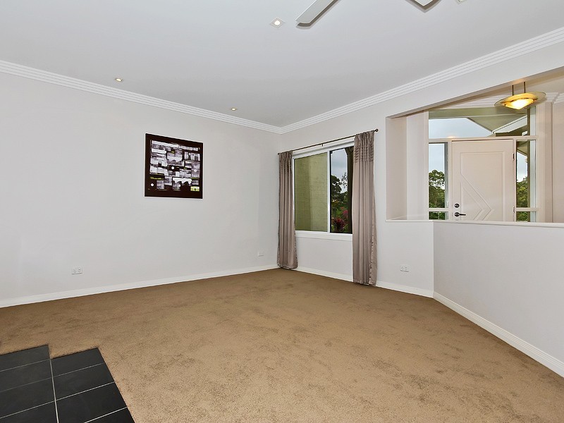 24 Listonia Drive, Albany Creek QLD 4035