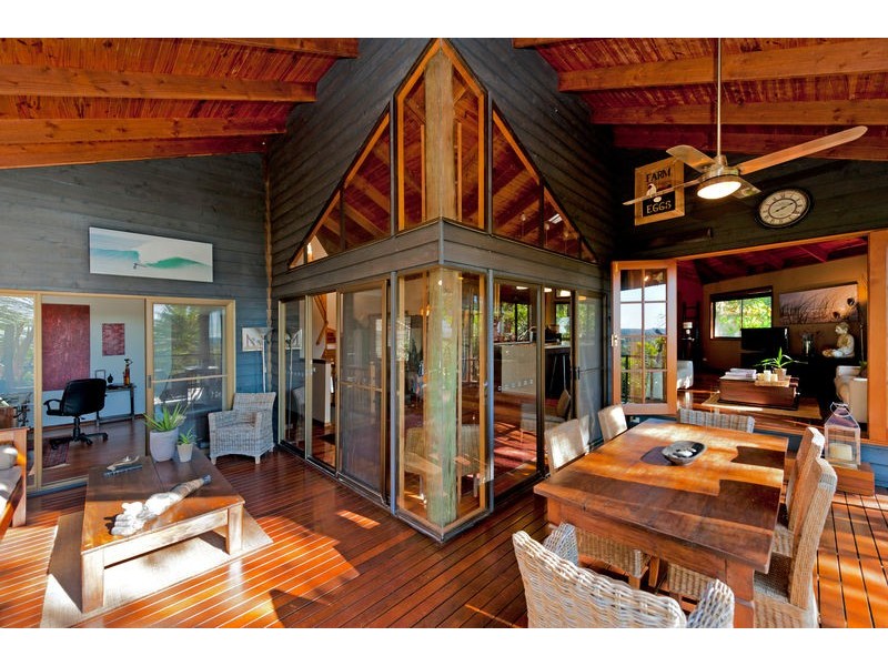 Eatons Hill QLD 4037