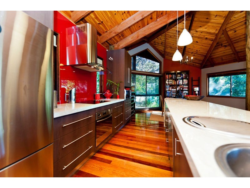 Eatons Hill QLD 4037