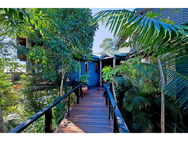 Eatons Hill QLD 4037