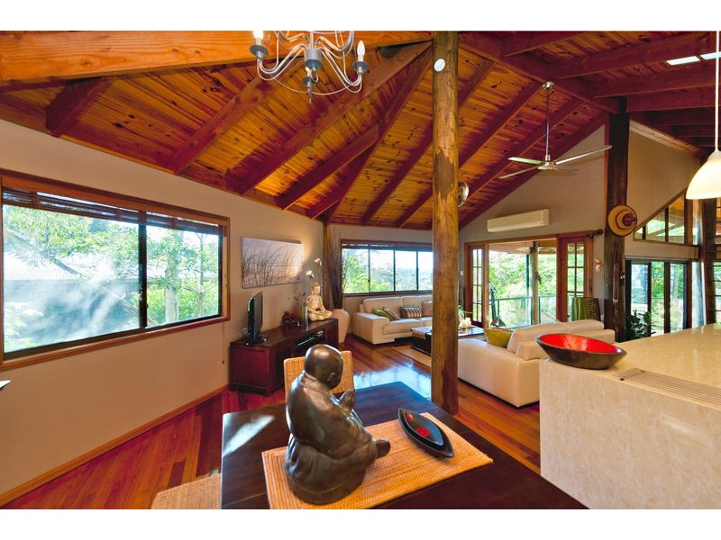 Eatons Hill QLD 4037