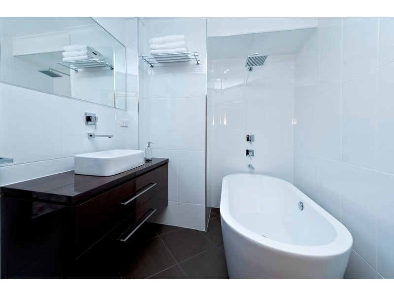 Eatons Hill QLD 4037