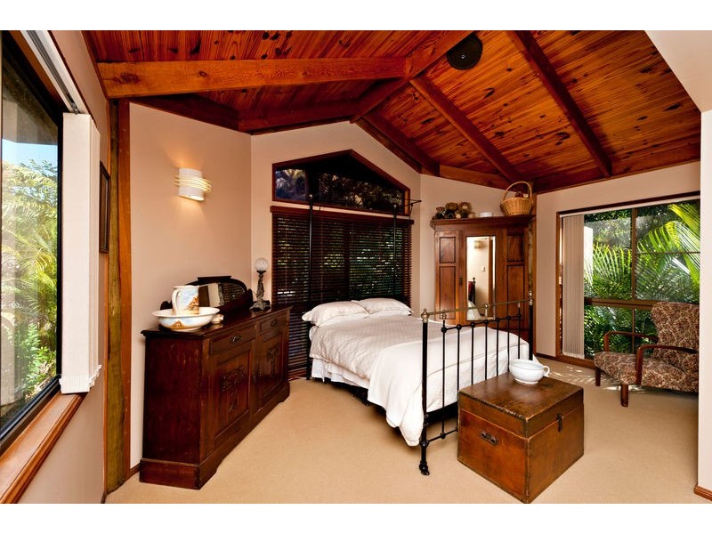 Eatons Hill QLD 4037