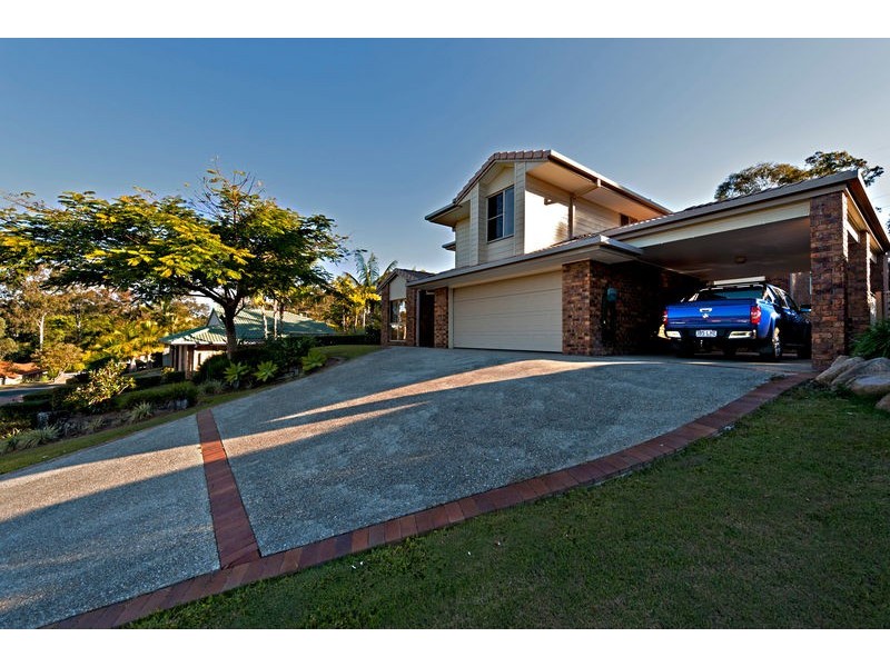 3 Ganton Place, Albany Creek QLD 4035