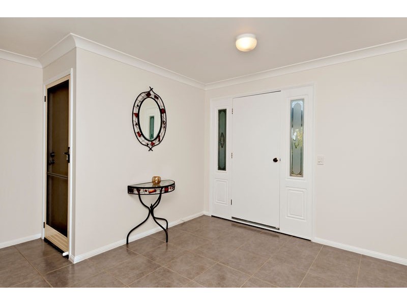 3 Ganton Place, Albany Creek QLD 4035