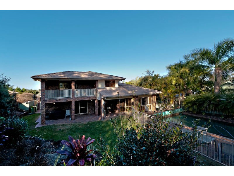 3 Ganton Place, Albany Creek QLD 4035