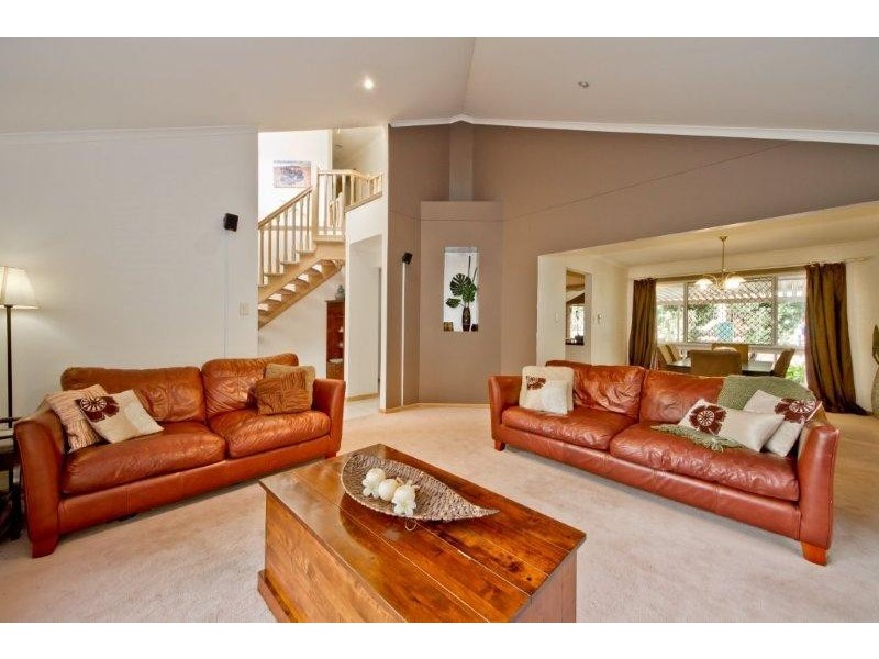 18 Turnberry Crescent, Albany Creek QLD 4035