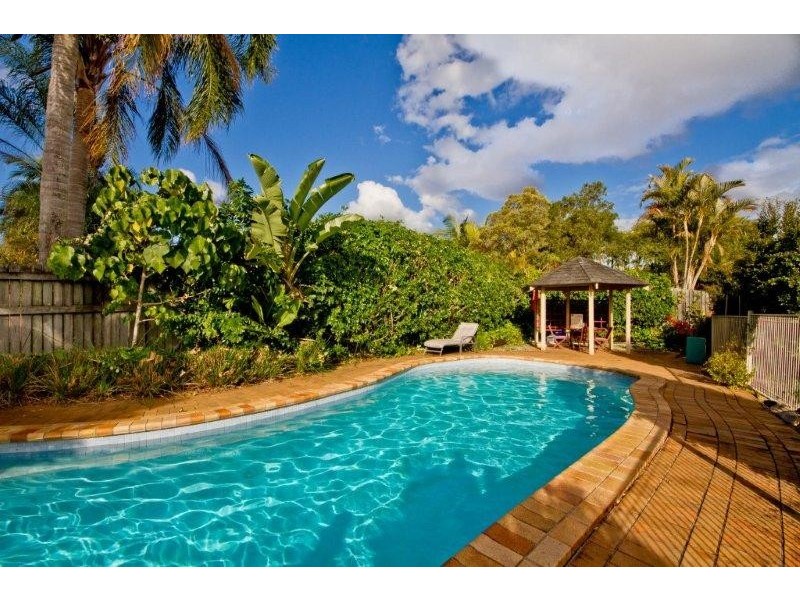 18 Turnberry Crescent, Albany Creek QLD 4035