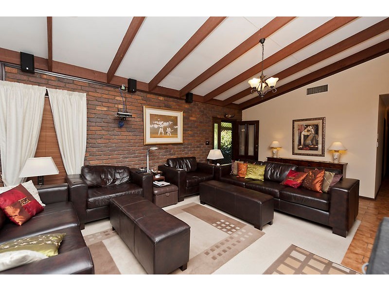 4 Bauhina Court, Albany Creek QLD 4035