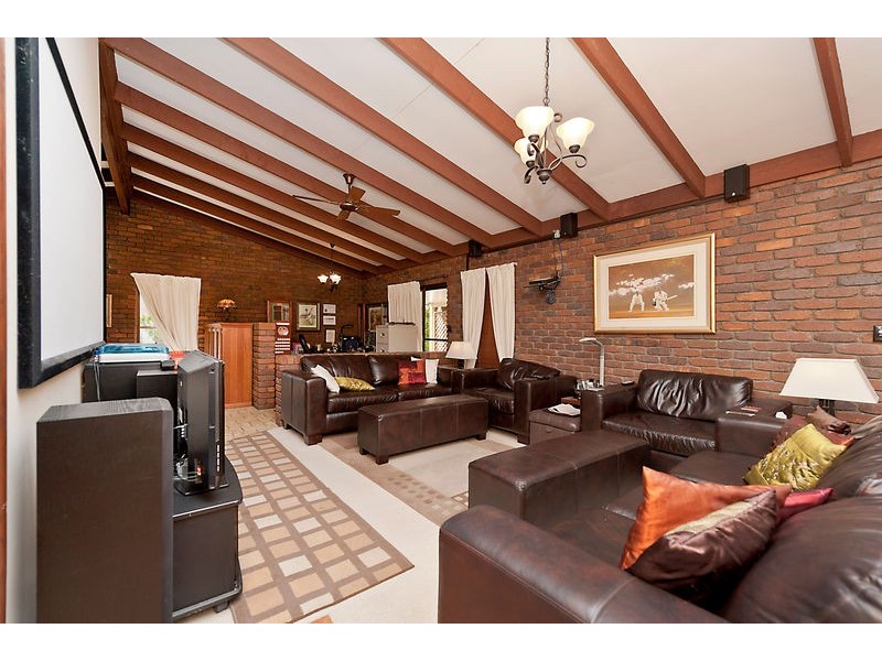 4 Bauhina Court, Albany Creek QLD 4035