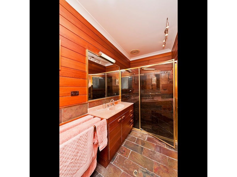 4 Bauhina Court, Albany Creek QLD 4035