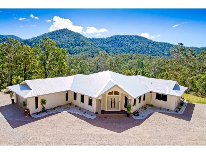 85-87 Glenhaven Close, Cedar Creek QLD 4520