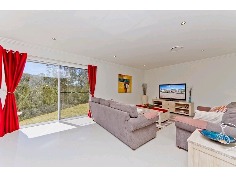 85-87 Glenhaven Close, Cedar Creek QLD 4520