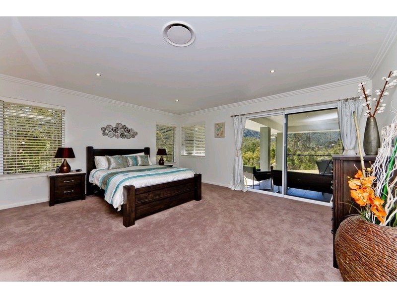 85-87 Glenhaven Close, Cedar Creek QLD 4520