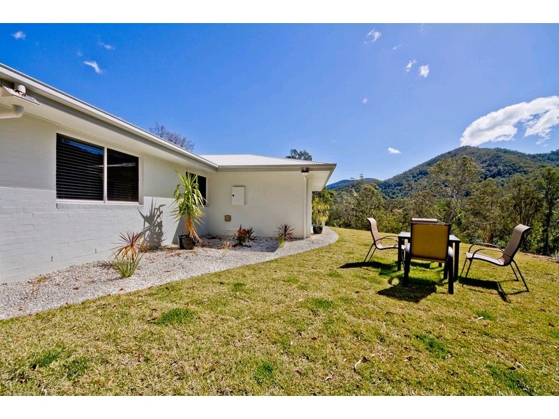 85-87 Glenhaven Close, Cedar Creek QLD 4520