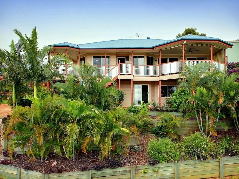 1 Kardinal Court, Eatons Hill QLD 4037