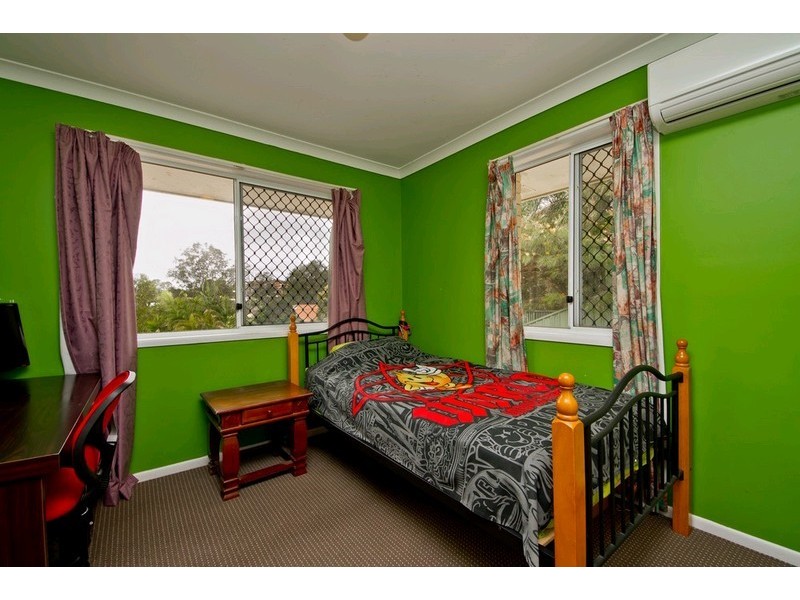 2 Silkyoak Way, Albany Creek QLD 4035