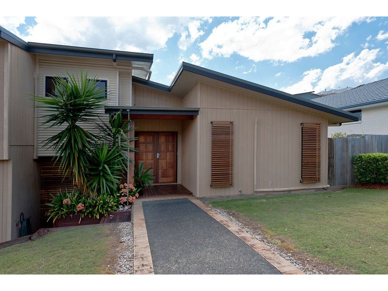 7 Diorama Court, Eatons Hill QLD 4037