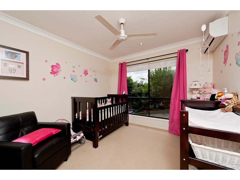 7 Diorama Court, Eatons Hill QLD 4037