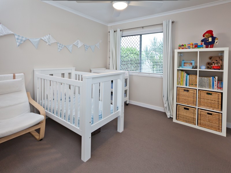 5 Devoran Street, Albany Creek QLD 4035