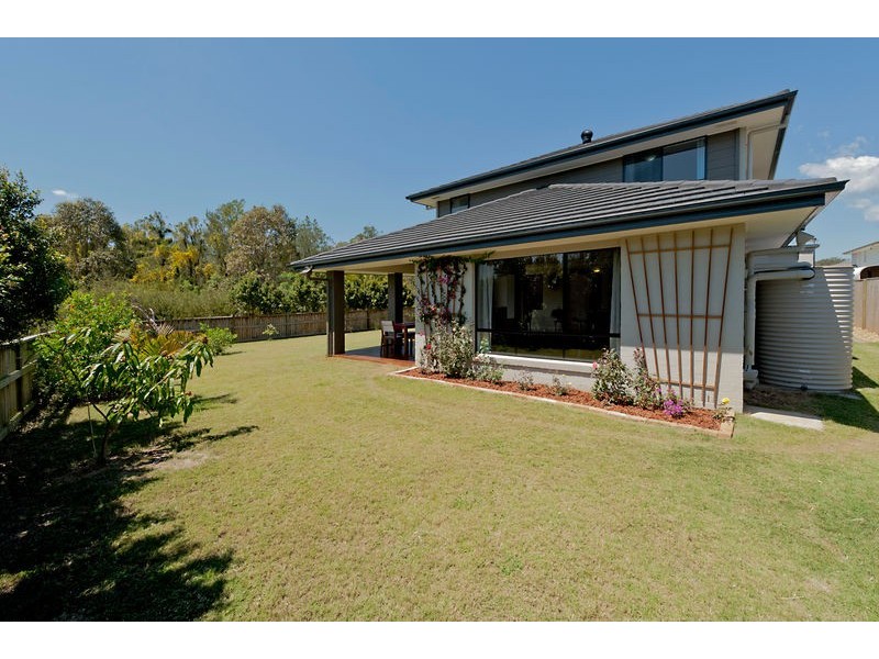 15 Rivergum Drive, Eatons Hill QLD 4037