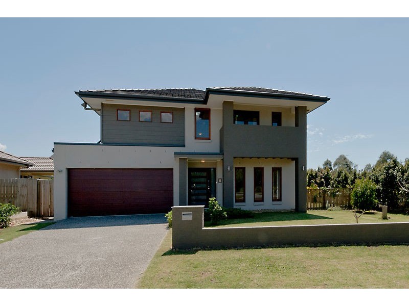 15 Rivergum Drive, Eatons Hill QLD 4037