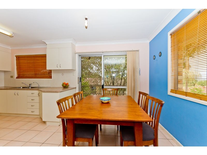 4 Janus Court, Eatons Hill QLD 4037
