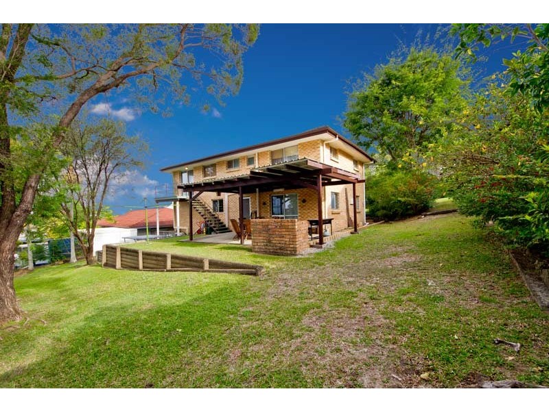 4 Janus Court, Eatons Hill QLD 4037